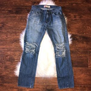 Levi’s distressed jeans